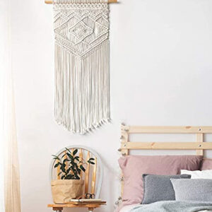 MACRAME WALL HANGER