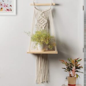 The Top Knott Macramé Wooden Wall Hanging