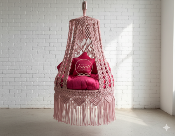 luxurious-macrame-hanging-chair